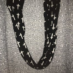 Cross infinity scarf